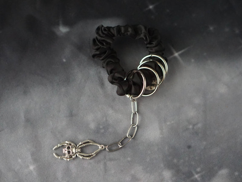 Strange Sugar - Gothic Lolita Black Hardware Skull - Spider Hairband Headwear