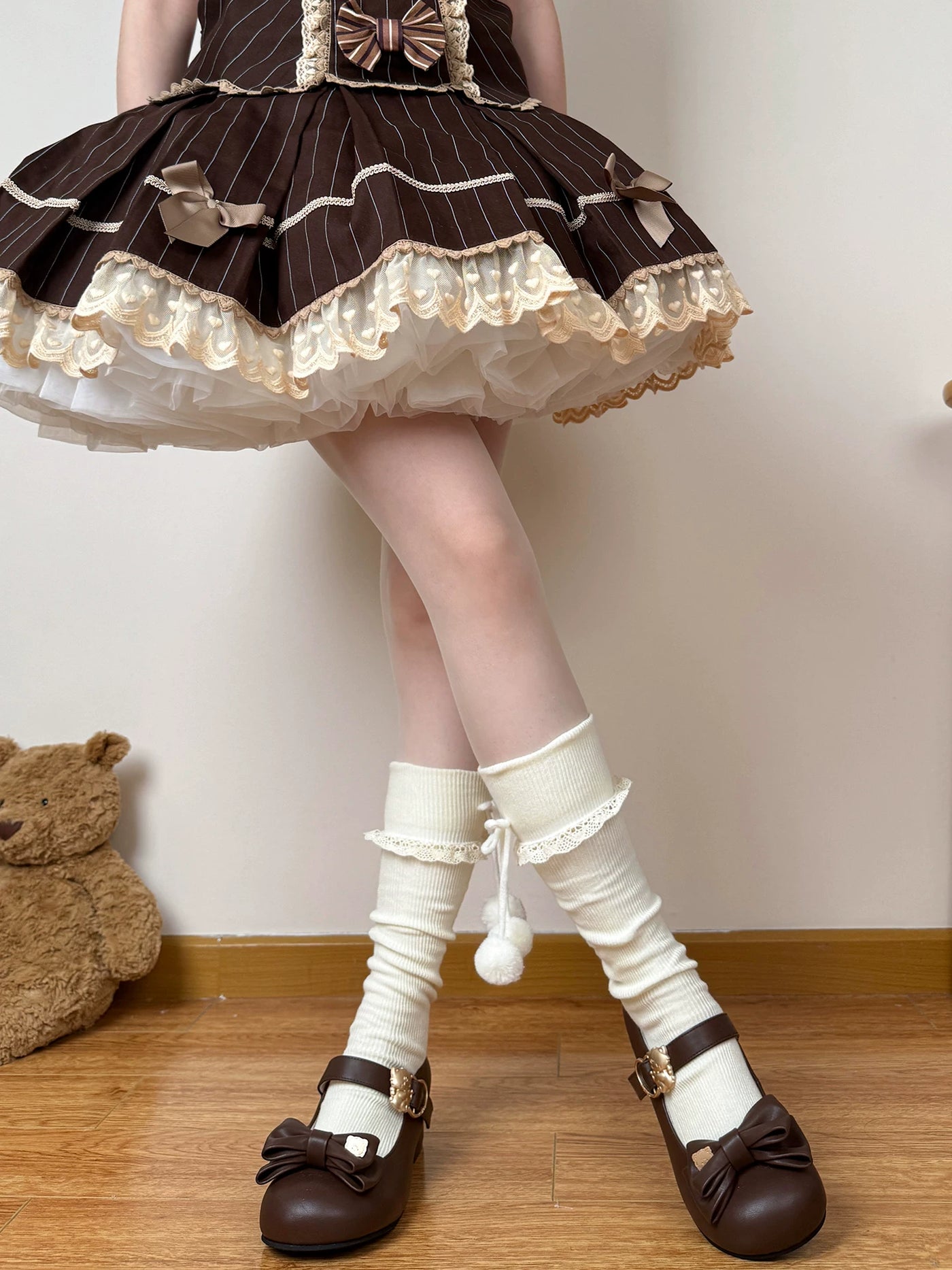 Chubby Bear Tales - Caramel Cocoa - Cuffed Calf Socks with Bow-Tied Pom-Poms