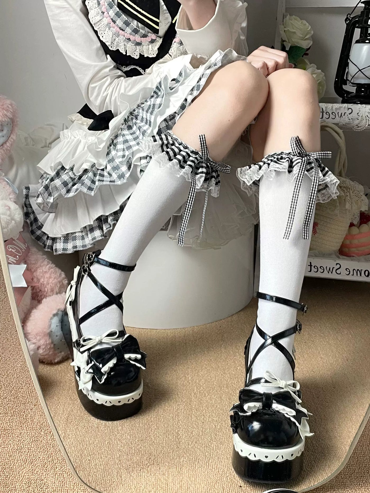Fantasy Doll - Gingham Ribbon - Black-and-White Lace Socks with Bow Trim