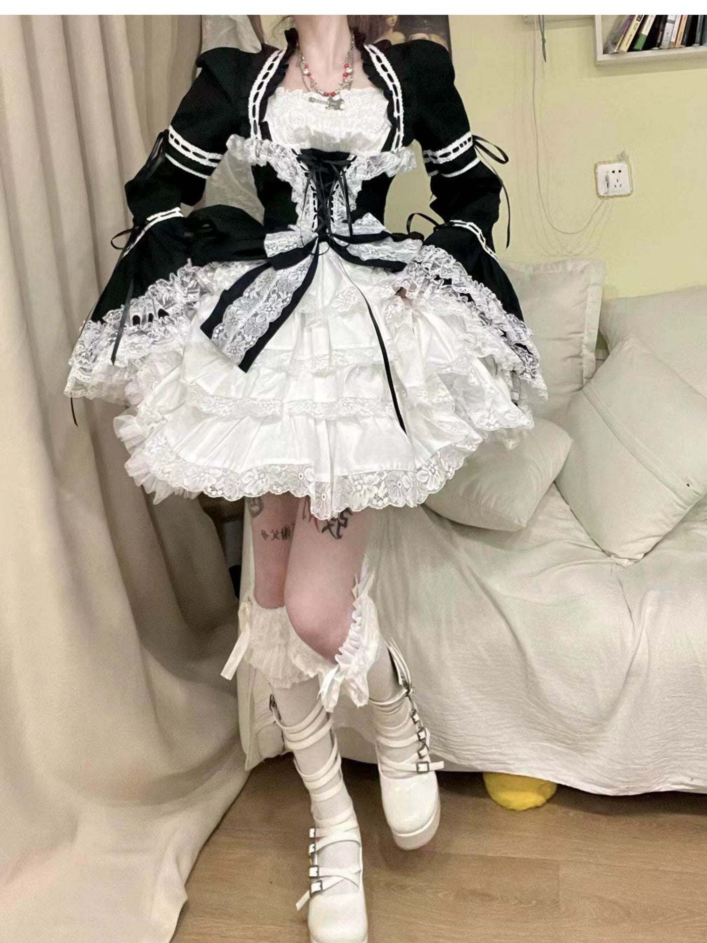 LACE GARDEN - Miss Rila - OP Dress with Hime Sleeves