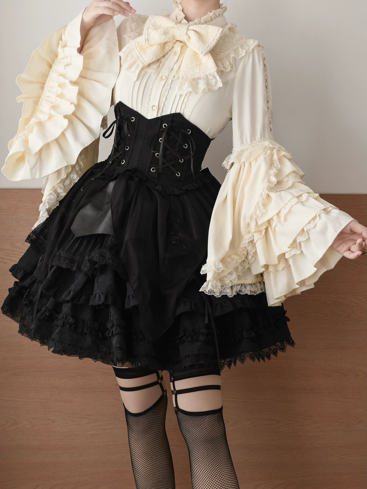 DMFS Lolita - Snow Mochi - Classic Lolita Hime Sleeve Shirt, Lace Accent