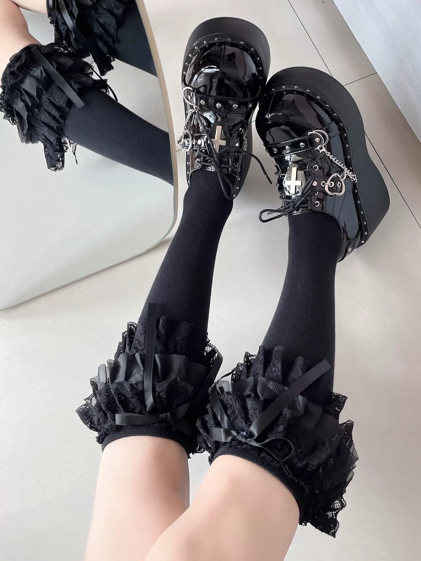 Fantasy Doll - Sweet Ribbon - Calf and Short Socks with Lace and Bow Options