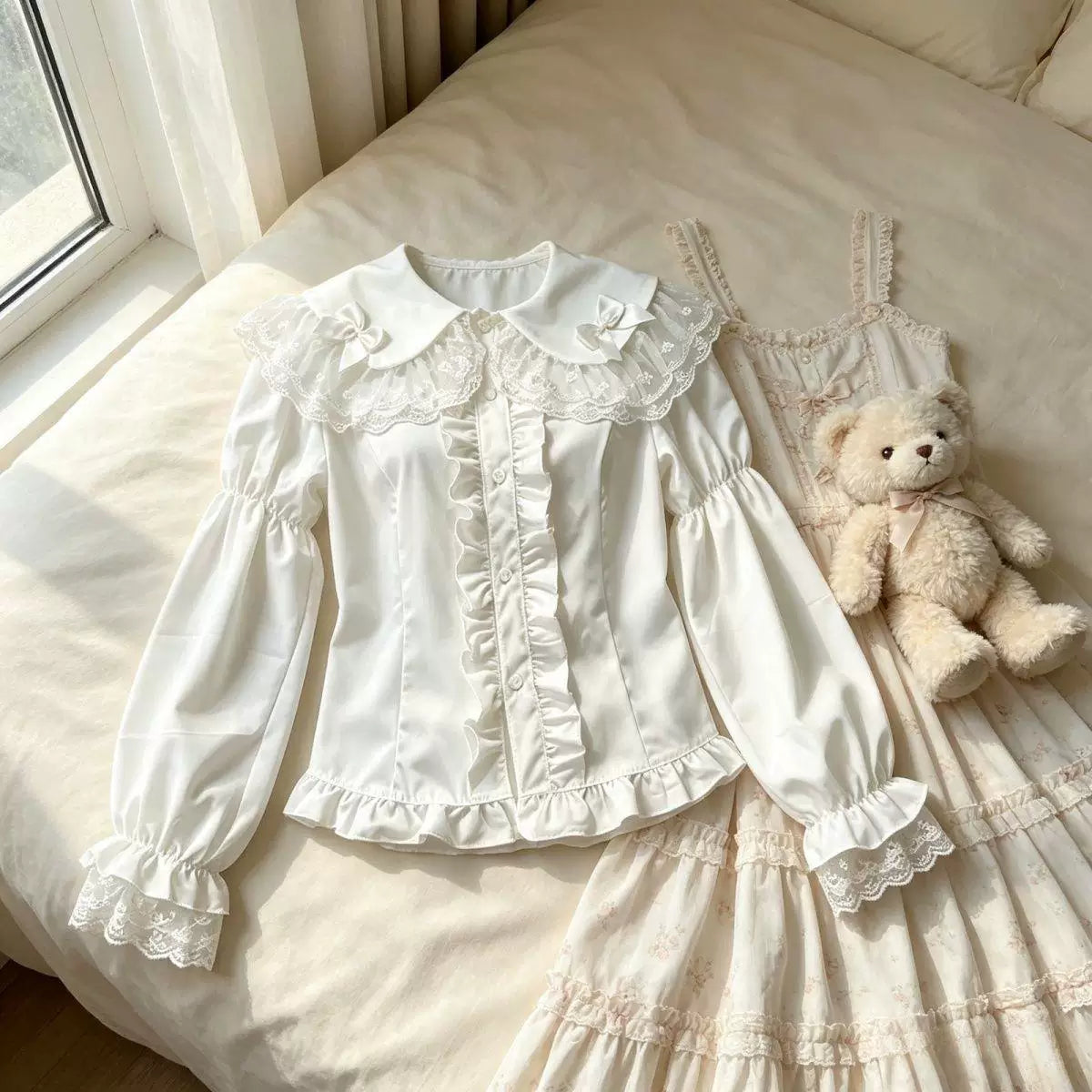 Sweetheart Dream Machine - Doll Lace - White Lace-Collar Long-Sleeve Blouse