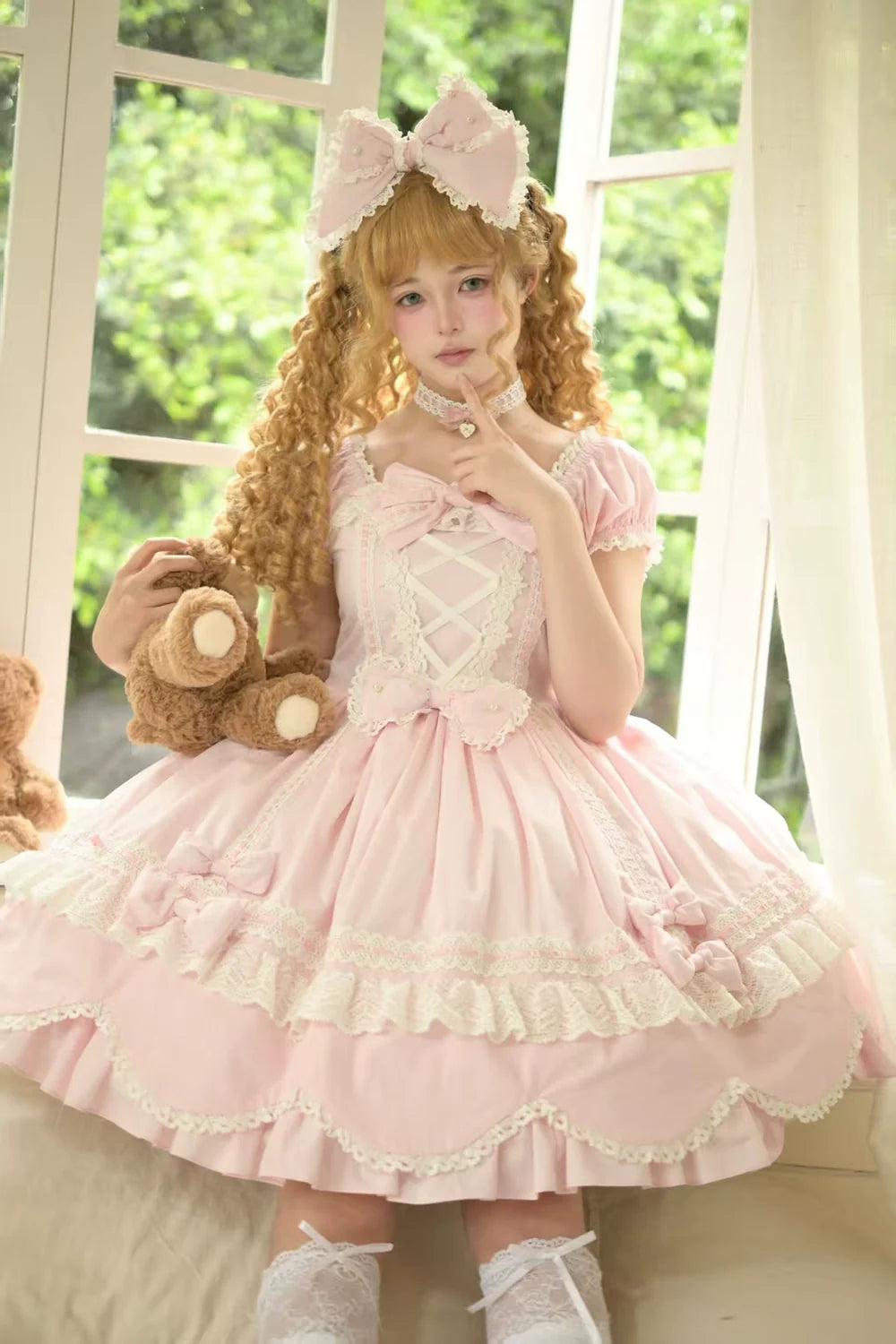Miss Point - Vintage Petal Rabbit - Old School Lolita OP Cotton Dress, Petal-Shaped Hem