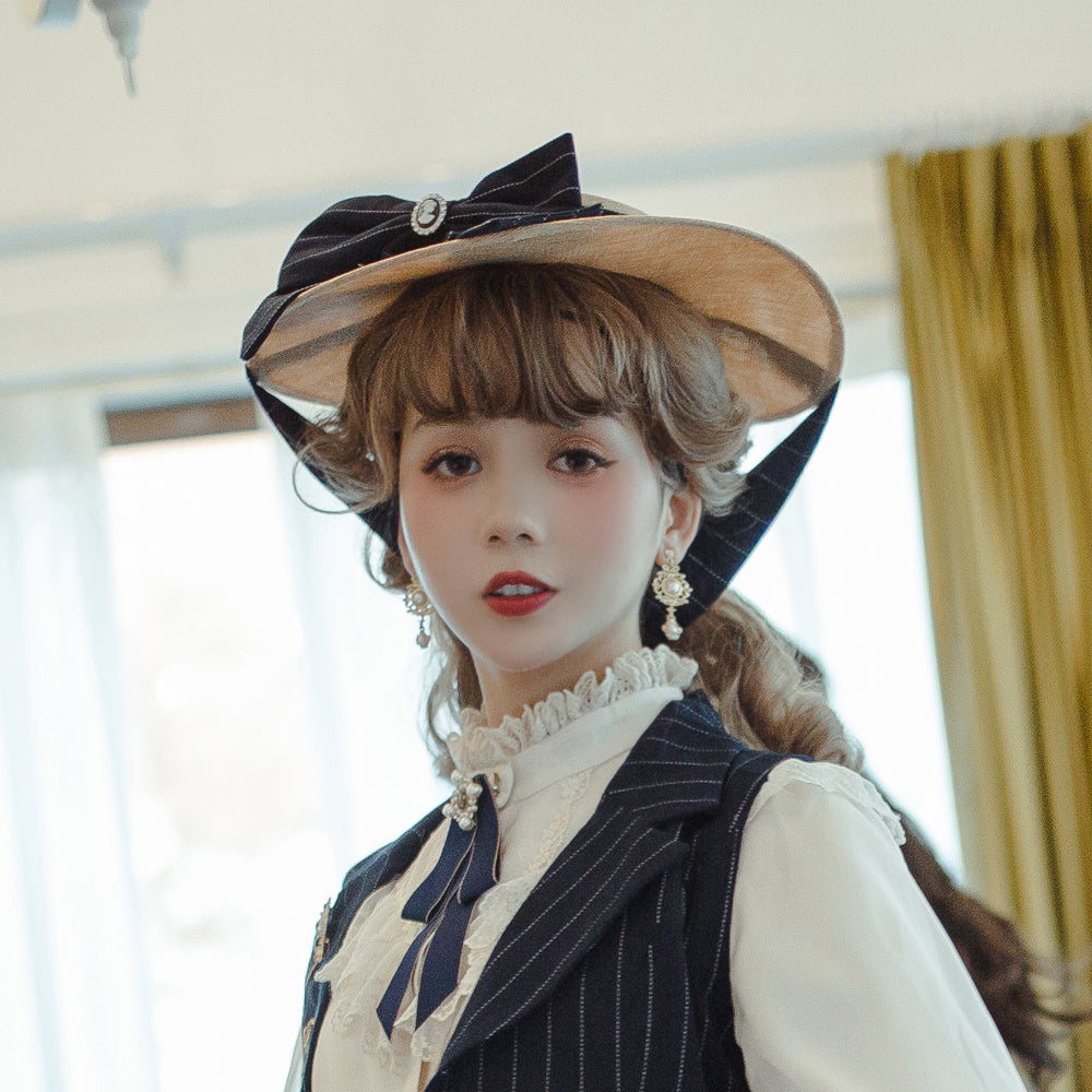 Miss Point - Rose Silhouette - Elegant Handmade Lolita Flat Hat