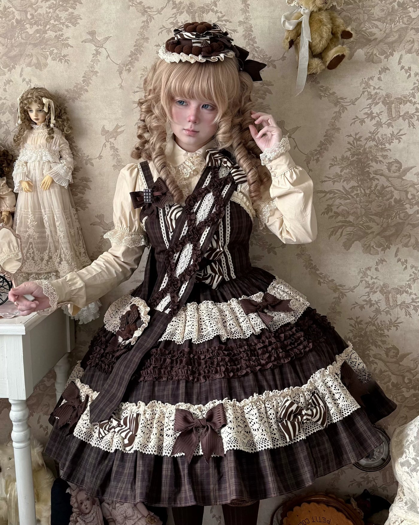 Eye Of White Crow - Chocolate Plaid - Kawaii Lolita JSK dress with layered ruffles - product detail 9