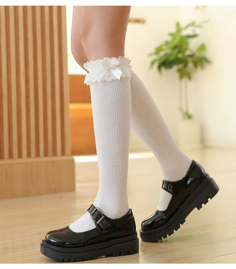Milky Star Qiaoqiao - Lace Bow - Cotton Mid-Calf Socks with Lace Cuffs