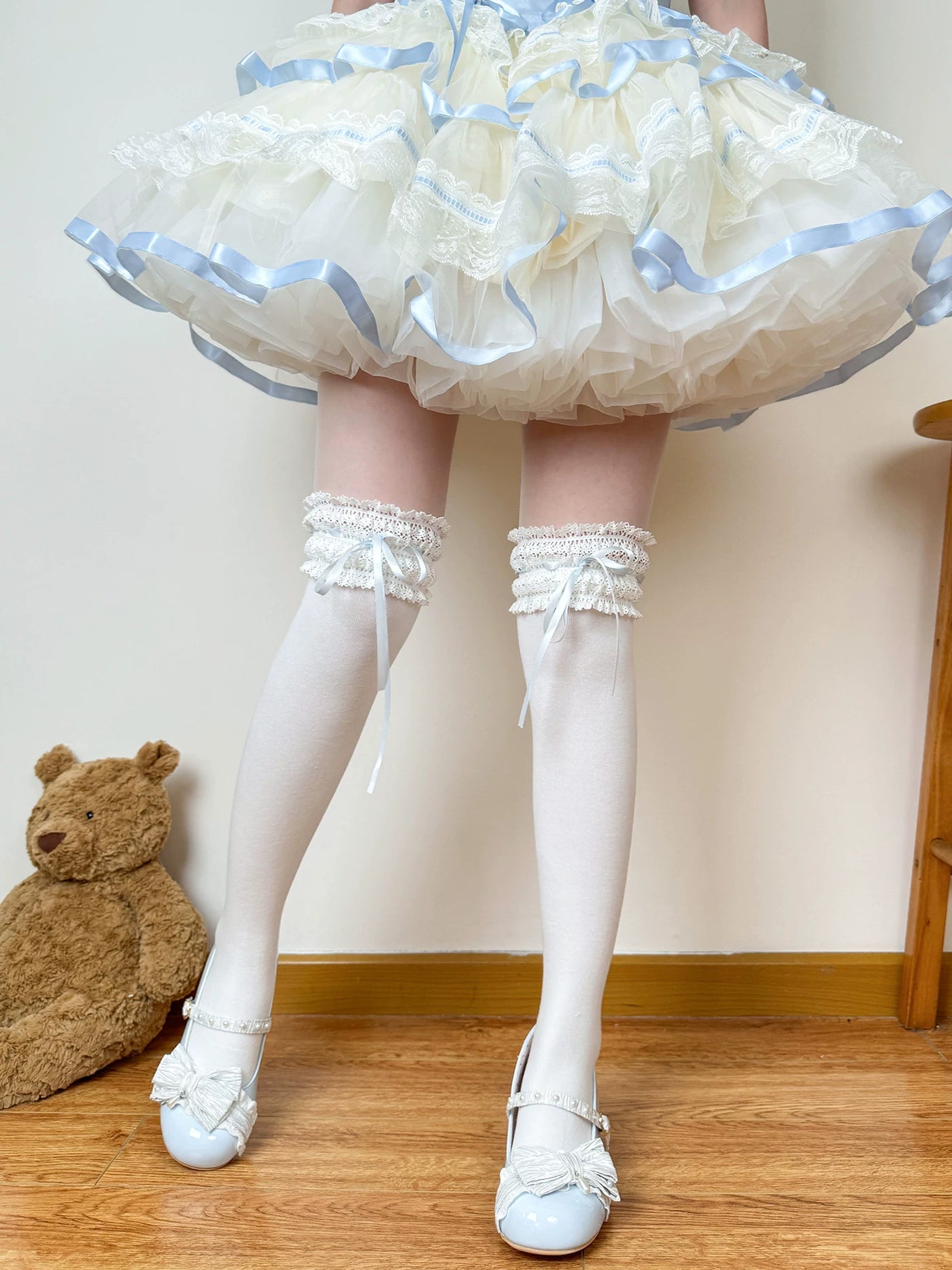 Chubby Bear Tales - Cream Ballet Ribbon - Socks with lace cuffs and tie ribbons