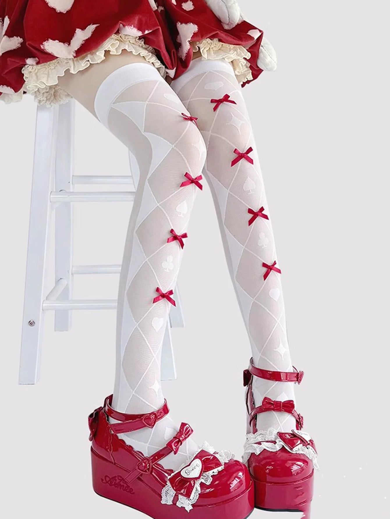 Fantasy Doll - Ribbon Jacquard - Over-the-knee jacquard socks with card-suit motifs