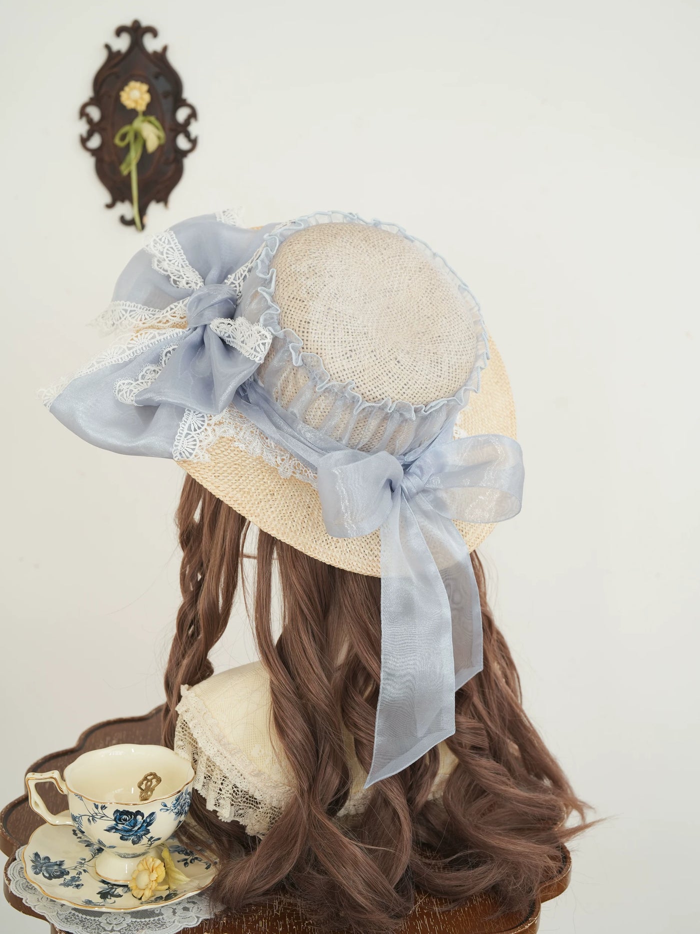 Star Box - Fresh Lace Bow - Natural Straw Hat with Lace Trim