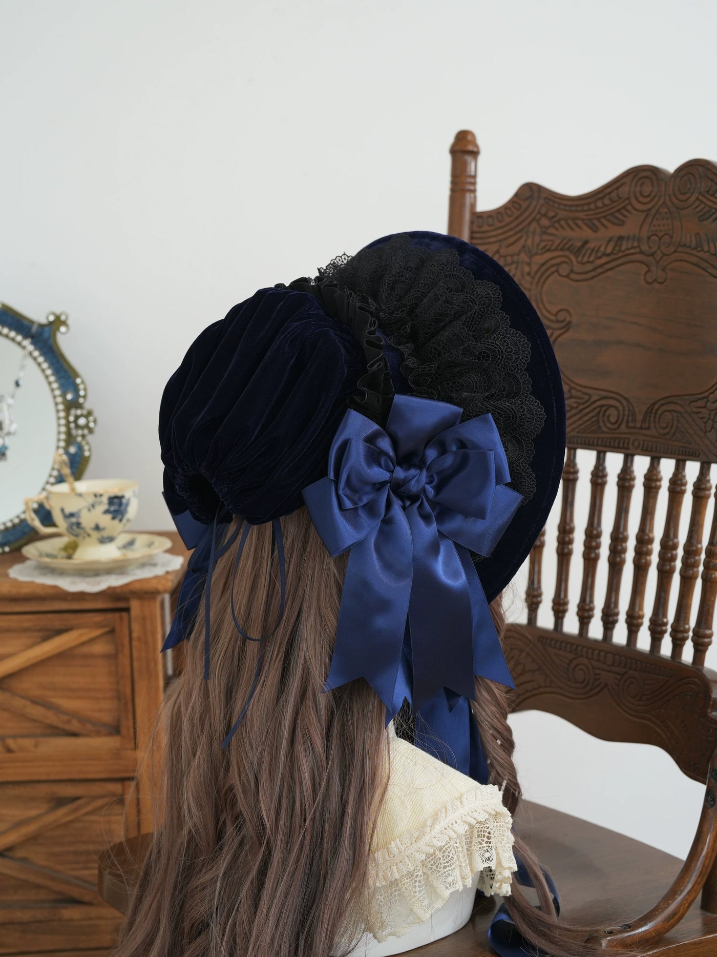 Star Box - ChevalDoll - Velvet Bonnet with Lace Trim