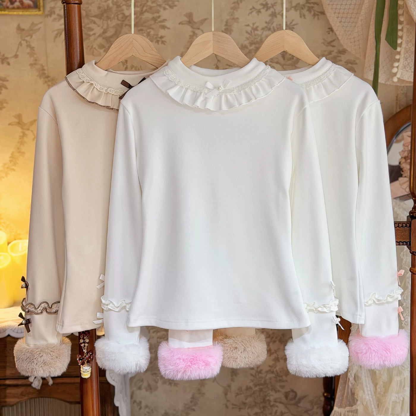 Jelly Girl - Lace-Collar Layer - Long-Sleeve Inner Top with Fleece-Lined Construction