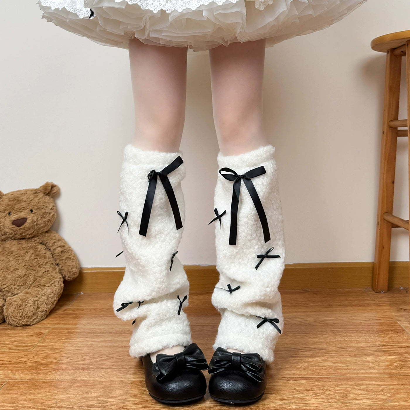 Chubby Bear Tales - Japanese Sweet - Plush Leg Warmers with Bow Ribbons