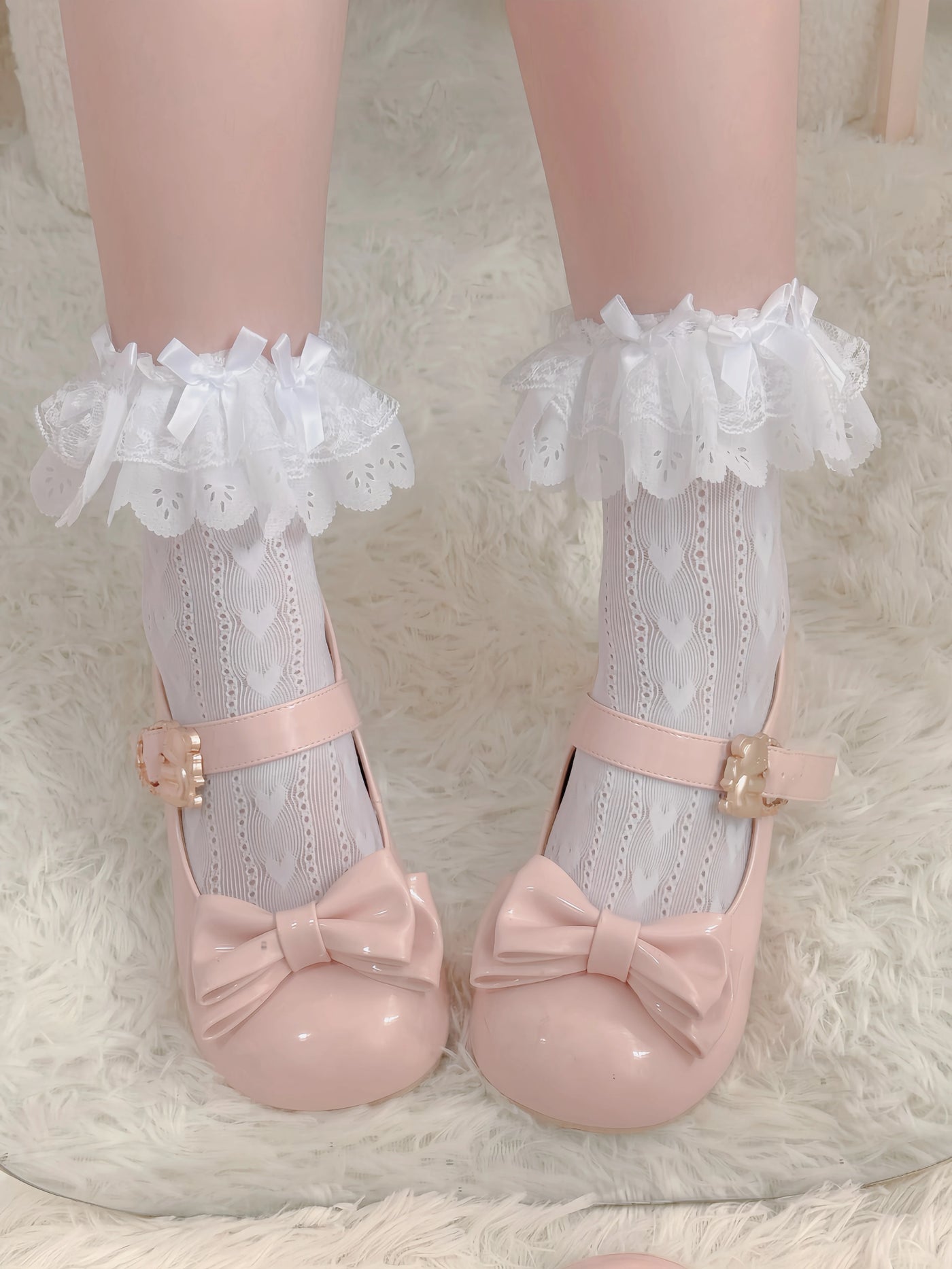 Fantasy Doll - Pearl Bow Mid-Calf - Mid-calf socks with lace edging and bow details