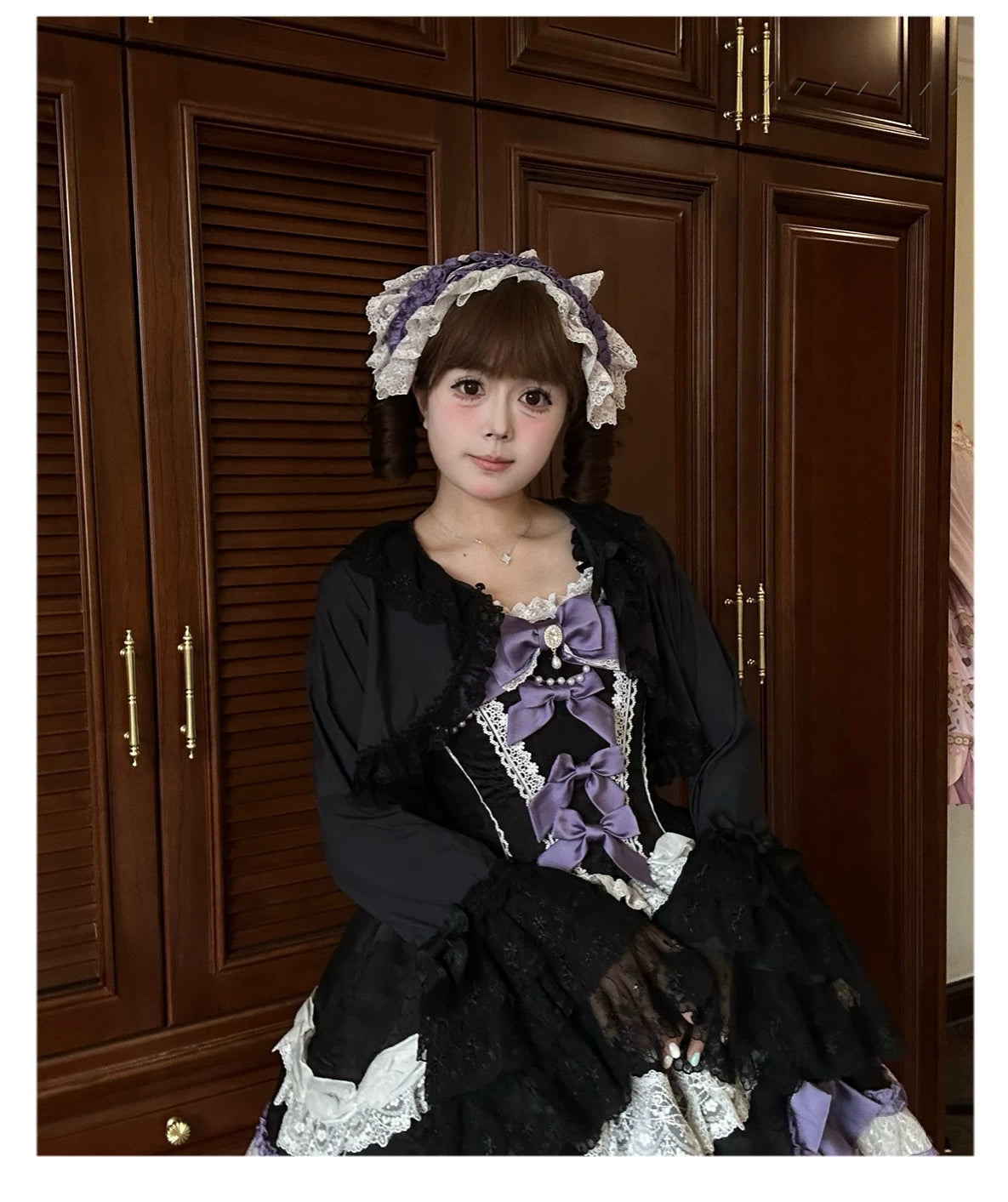 Star Fantasy - Sunny Day Diary - Sun-Protection Cover-Up with Lace-Trimmed Cuffs