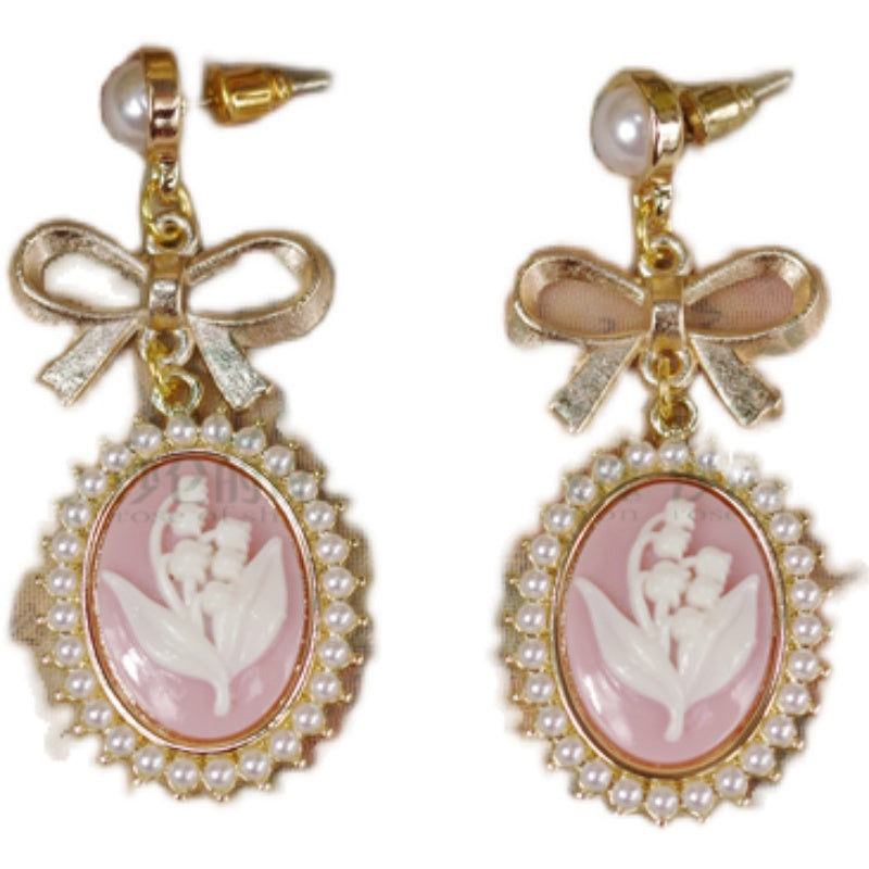 Rose of Sharon - Retro Cameo Lolita Earrings - Earrings