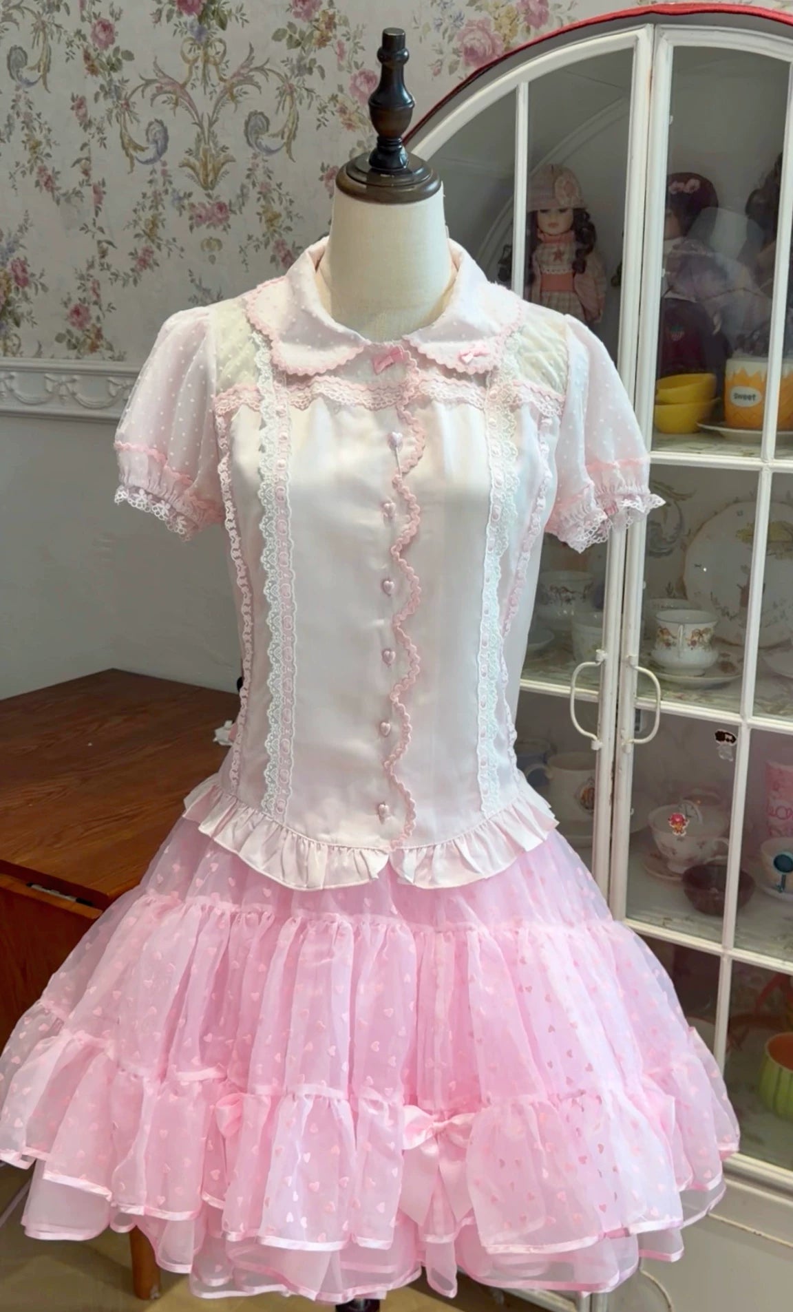 Galette Bunny - Cherry Blossom Girl - Short-Sleeve Blouse with a Rounded Collar