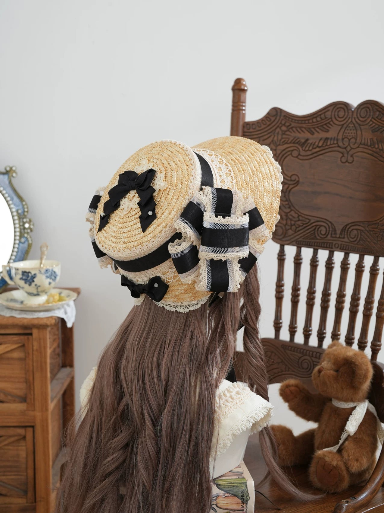 Star Box - Old Summer Shadow - Straw Bonnet with a Lace-Trimmed Brim