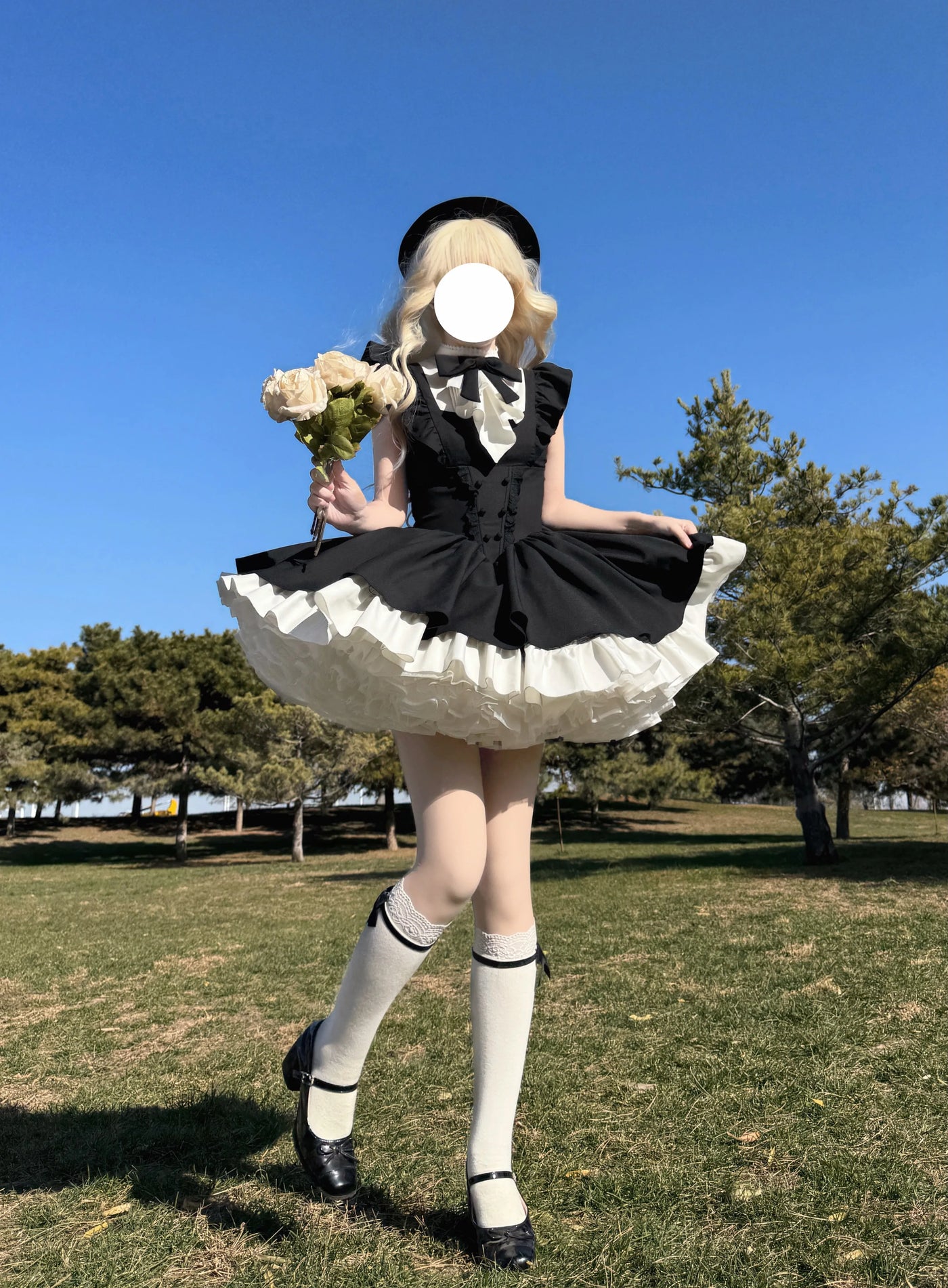 Alice - Saint-Germain - Black-and-White Ruffle-Sleeve One-Piece Dress Set