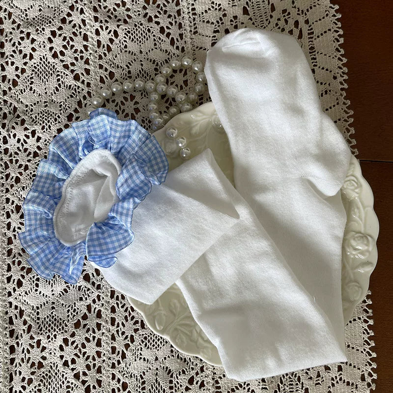 Sock Noble plaid lace-trimmed over-the-knee socks with a fluffy rabbit leg ring