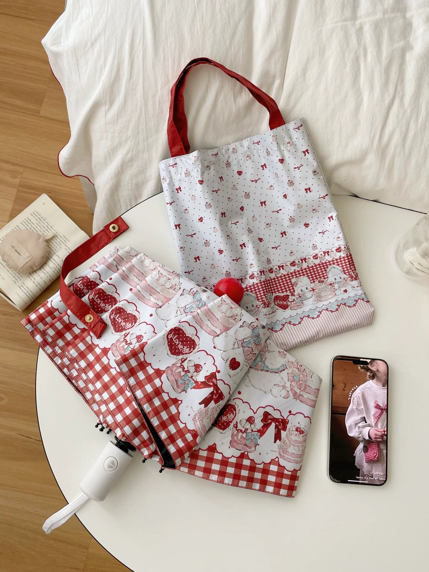Independent Brand - Cherry Blossom Cat and Lamb - Cat motif sun/rain umbrella with manual and automatic options