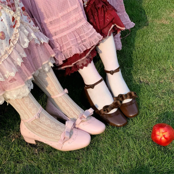 MODO Lily Velvet-Bow Brogue Lolita Shoes – design details