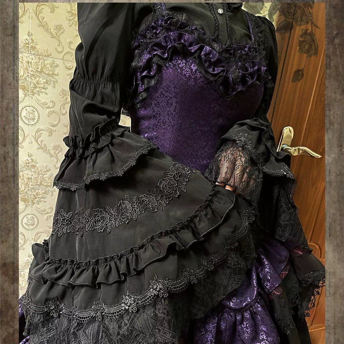 Sweetheart Dream Machine - Lily Lace - Ruffled Blouse with Puff Sleeves