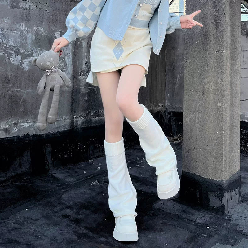 Floral Milk Cat - Buttoned Slouch - Leg Warmers with Button and Plain-Knit Styles