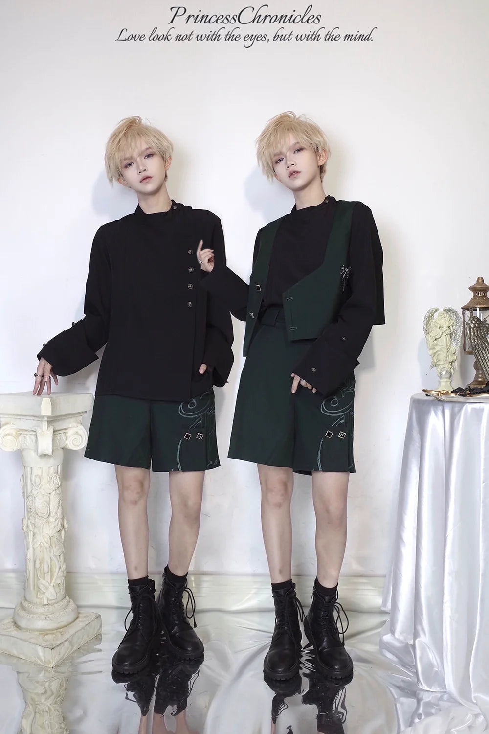 Princess Chronicles - As I Sink West - Retro Ouji Lolita Prince Style Black Blouse
