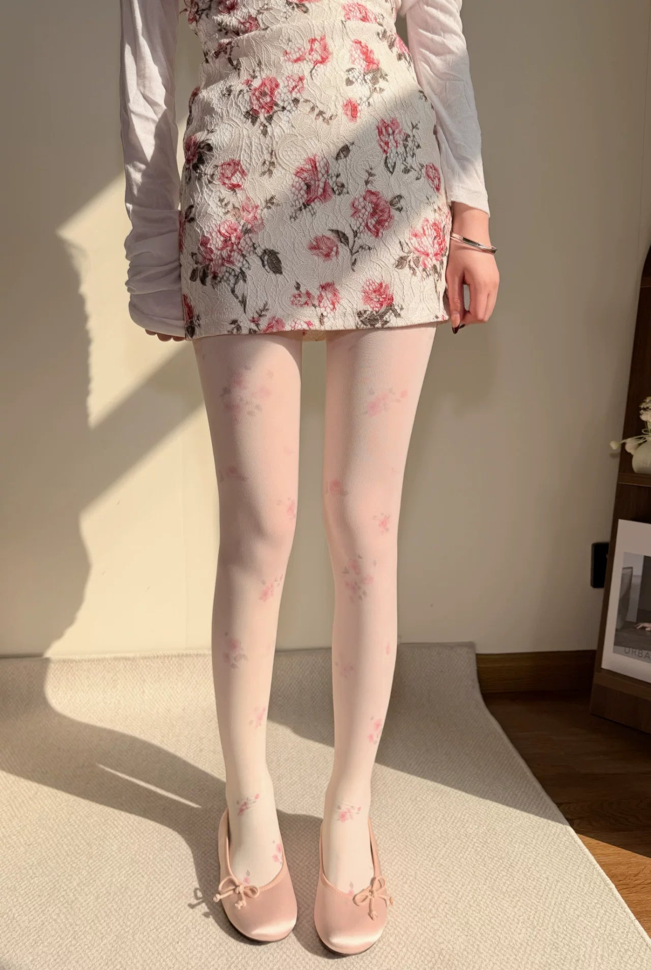 Fantasy Doll - Spring Garden - Milky White Floral Tights