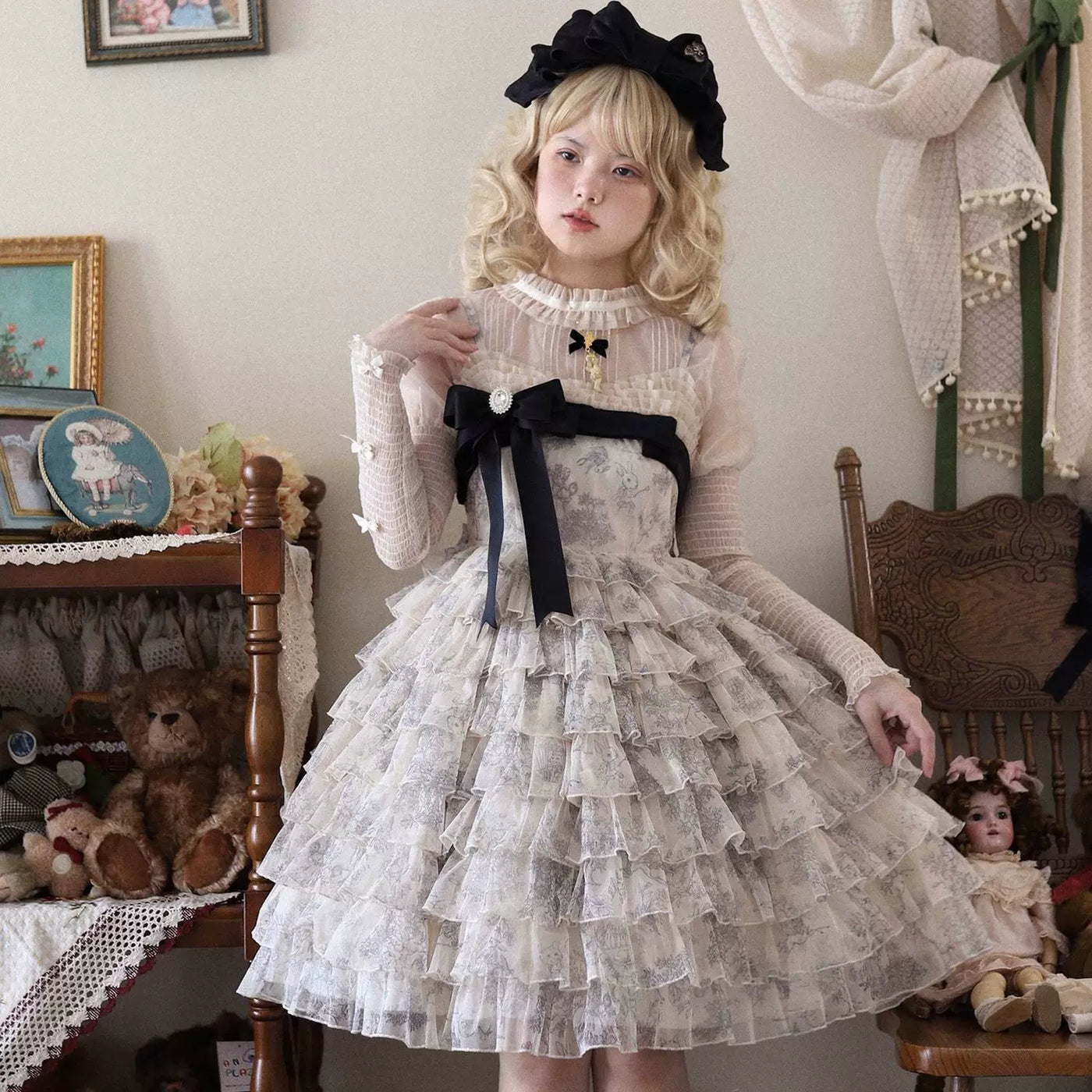 Sweetheart Dream Machine - Wonderland Travelogue - Ivory JSK with Layered Lace Ruffles