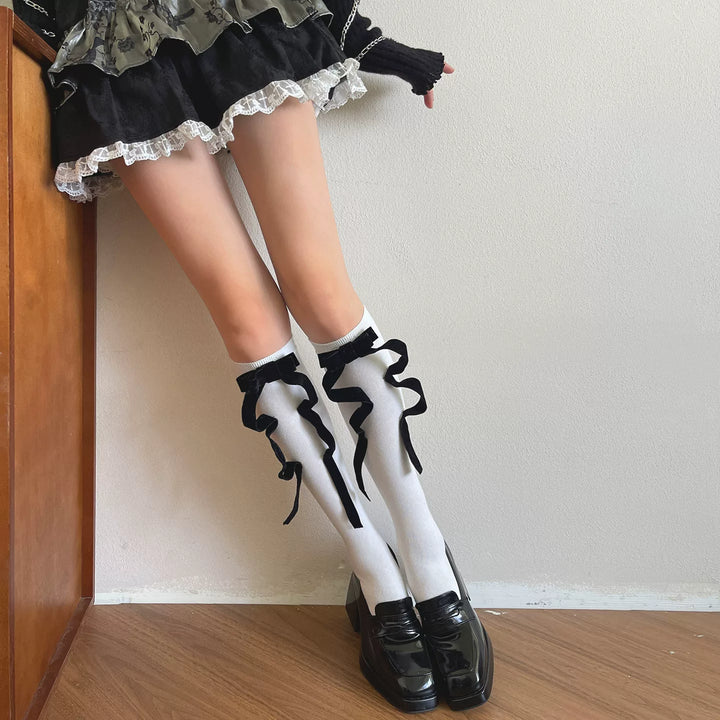 Lolita Collection - 3D Flocked Bow Ballet Mid-Calf Socks - One-size