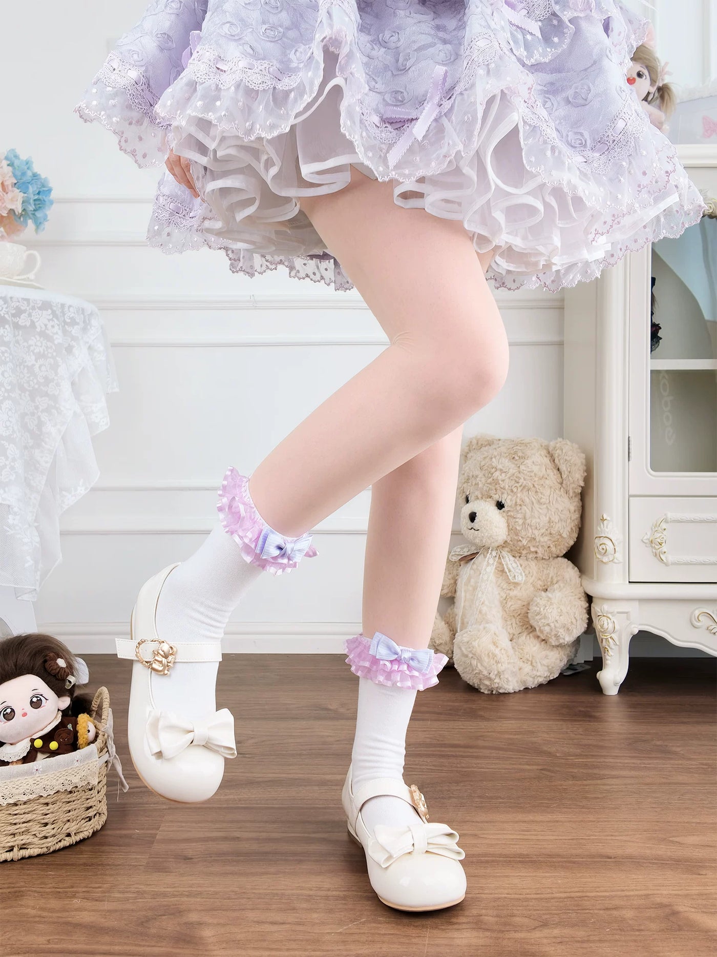 Floral Milk Cat - Lace Bow - Mid-Calf Socks with Ruffled Cuffs