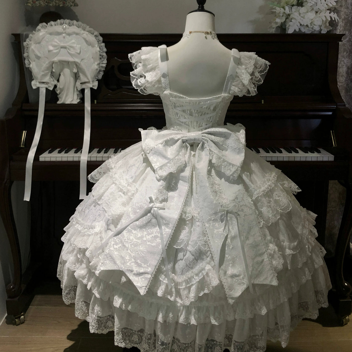 White Sugar Girl - Eternal Flower Letter - Sleeveless sweet lolita