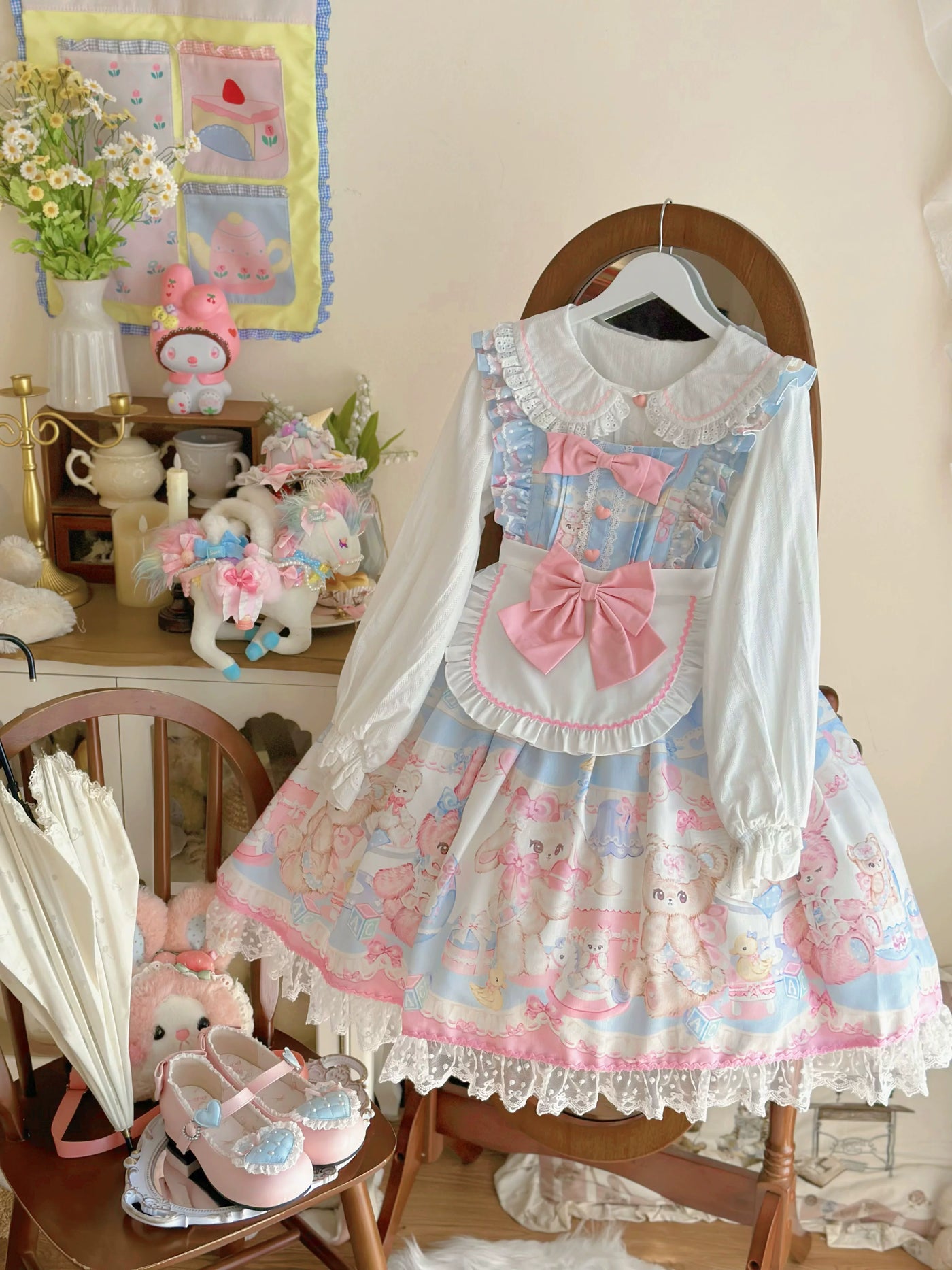 Lady Han Sweet Bunny Bear JSK dress featuring cute bunny and bear prints in a sweet Lolita style.