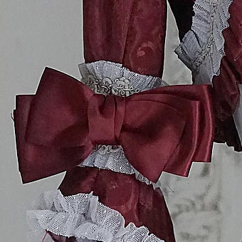 Krad Lanrete - Mary's Portrait - Large Bow Brooch Pin with Layered Ribbon Loops