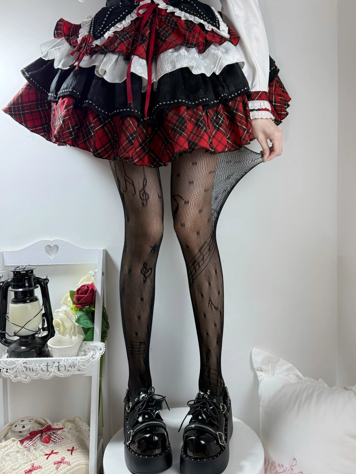 Fantasy Doll - Music Note Jacquard - Fishnet Tights with Music-Note Motif