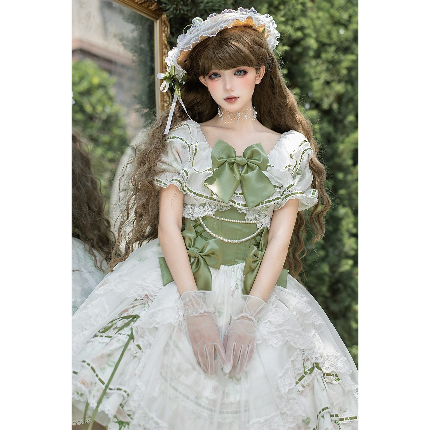 rosedecheese - Aphrodite's Spring - Green-and-White Long Skirt with Botanical Print