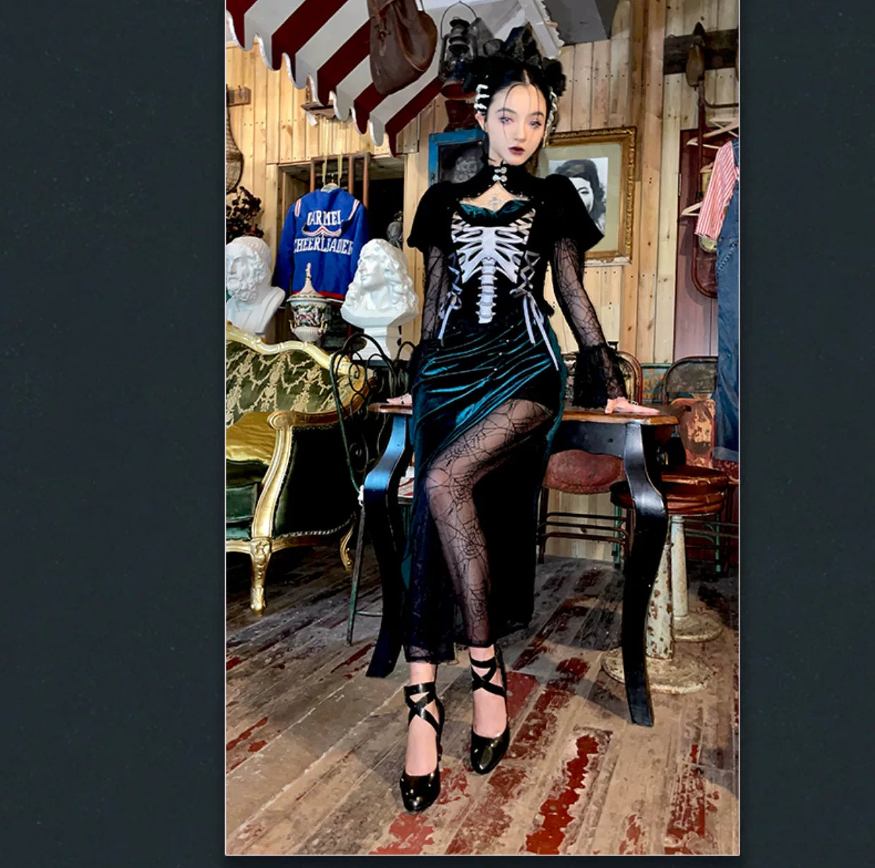 Baozi Pig - Deep Abyss Nightmare - Dark-Green One-Piece Qipao Dress with a Fishtail Hem