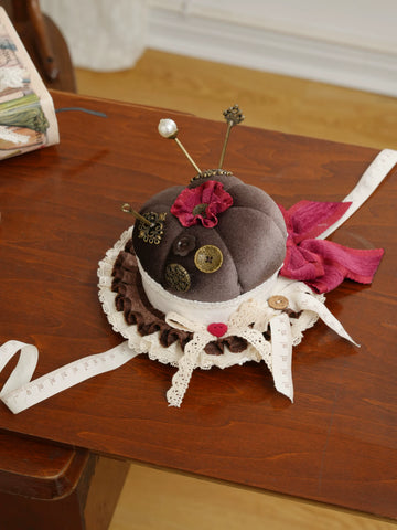 Star Box - Antique Patchwork House - Sewing-Inspired Mini Hat with Lace Trim