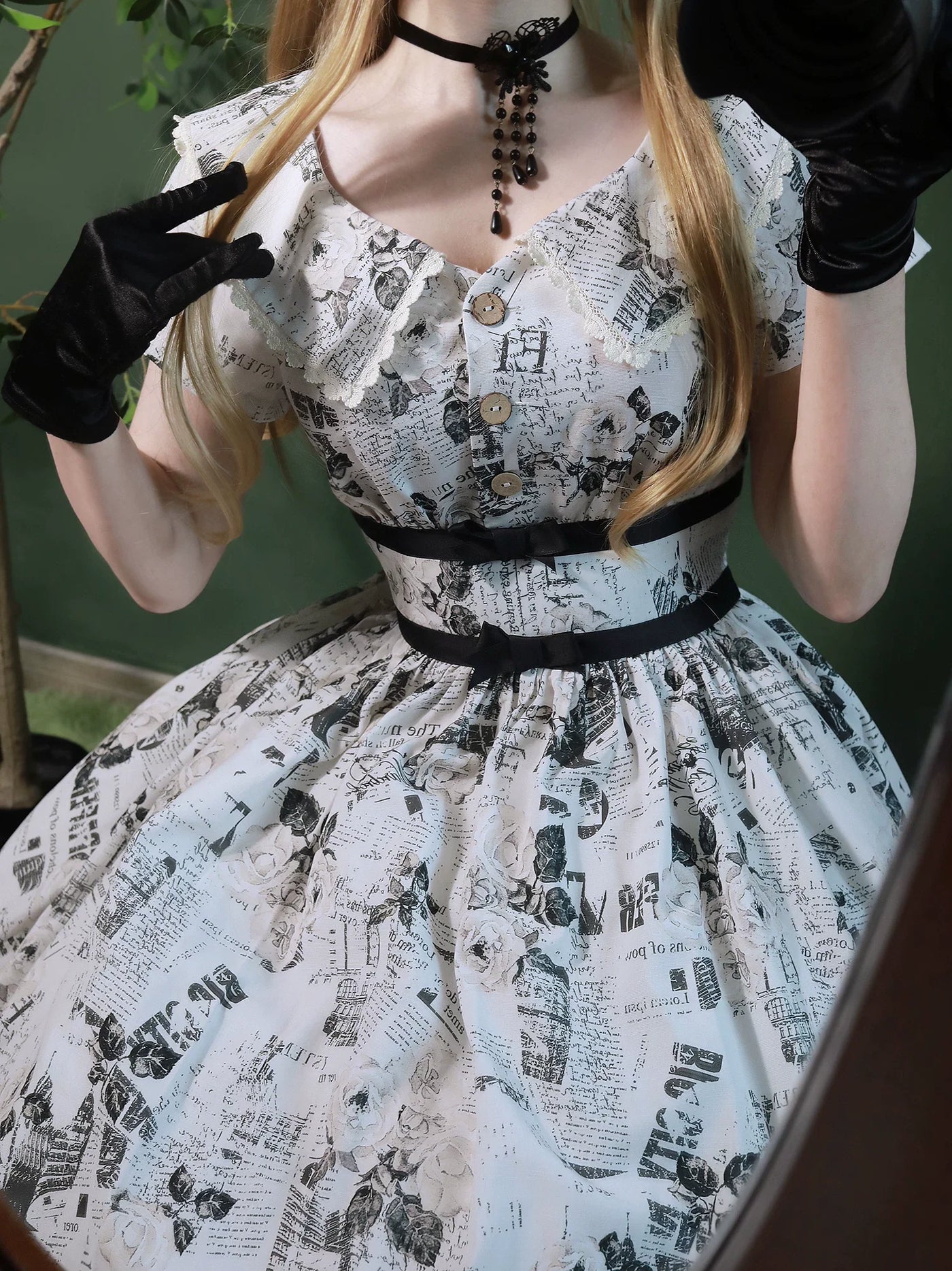 Forest Wardrobe - Forest Holiday - Vintage Classic Lolita Newspaper Printed OP Dress