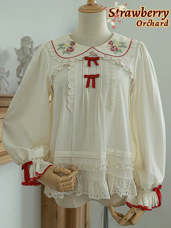 Strawberry embroidered Sweet Lolita long-sleeve inner layer with scalloped Peter Pan collar