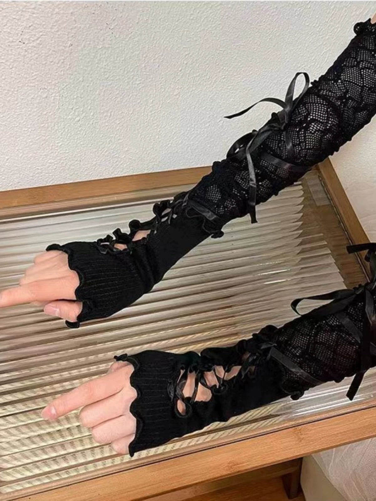 Independent Brand - Lace Arm Sleeves - Arm sleeves or gloves with lace and criss-cross ties