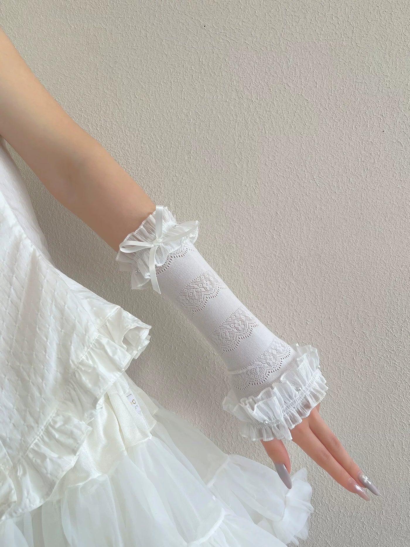 Sock Noble - Pearl Lace Bow - Fingerless Arm Sleeves with Ruffled Cuffs