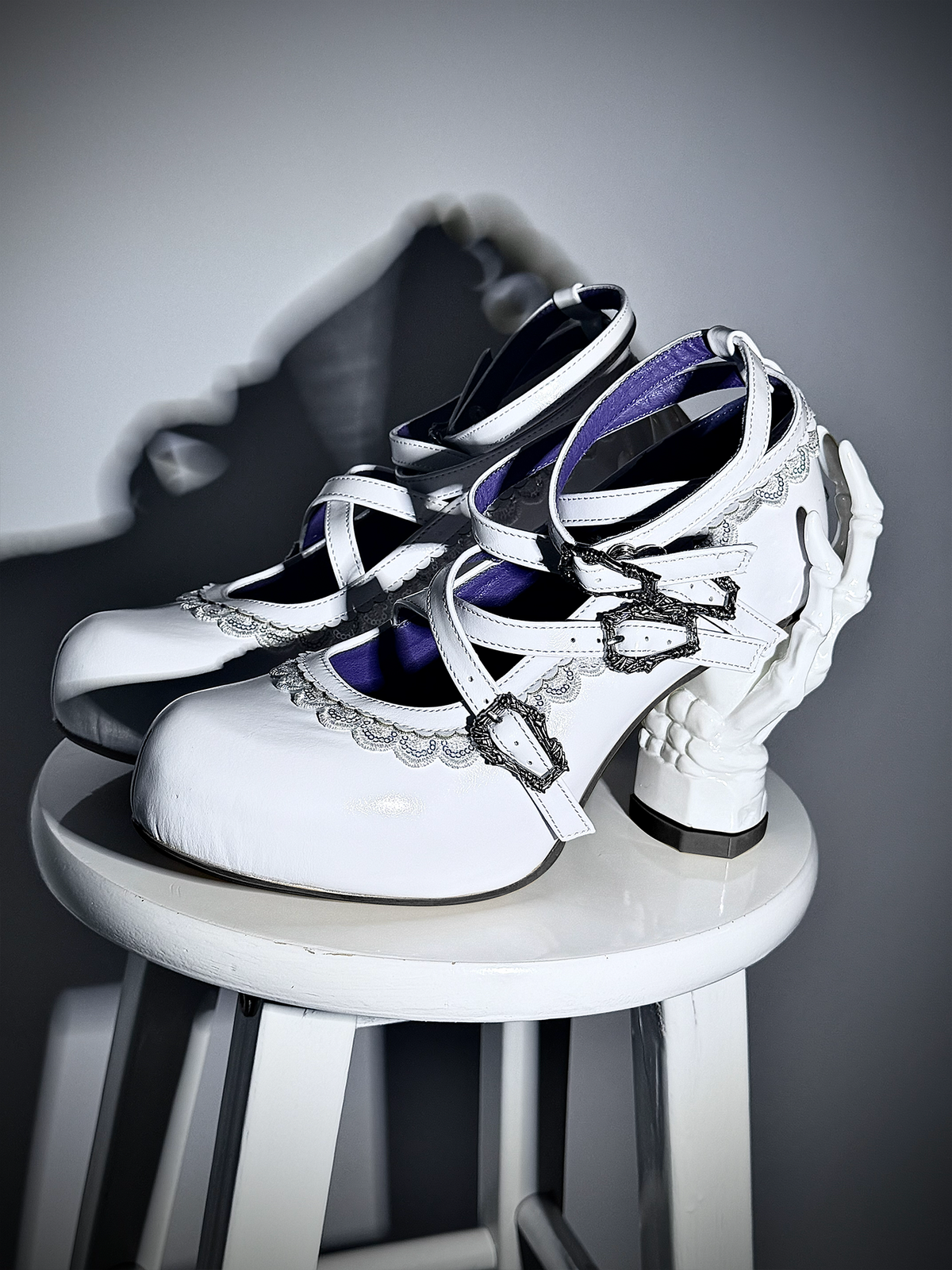 sphenoid - Tome of Holy Remains - Gothic Lolita heel shoes with 3D bone hand-shaped heels - product detail 4