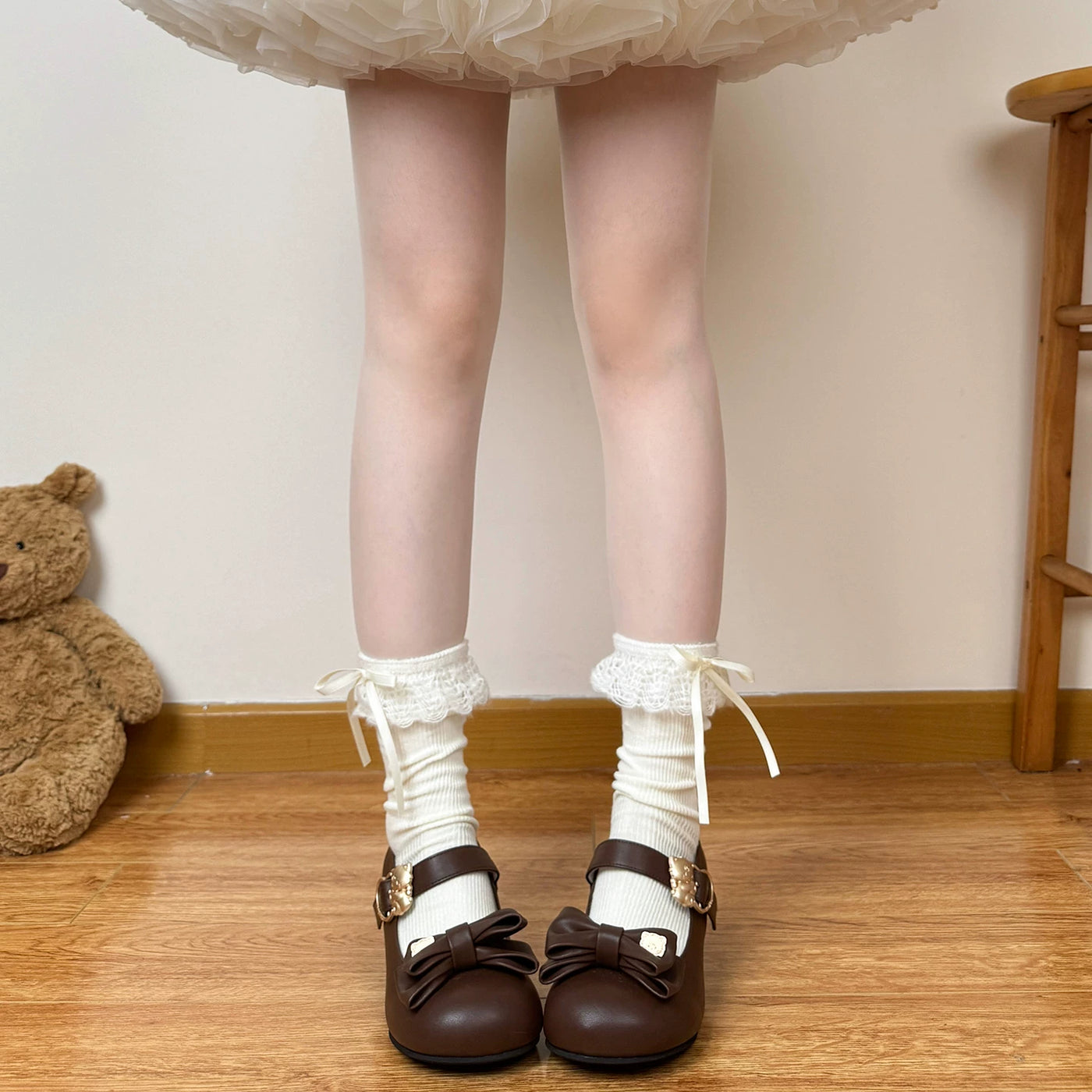 Chubby Bear Tales - Vintage Doll - Lace-Trimmed Mid-Calf Socks