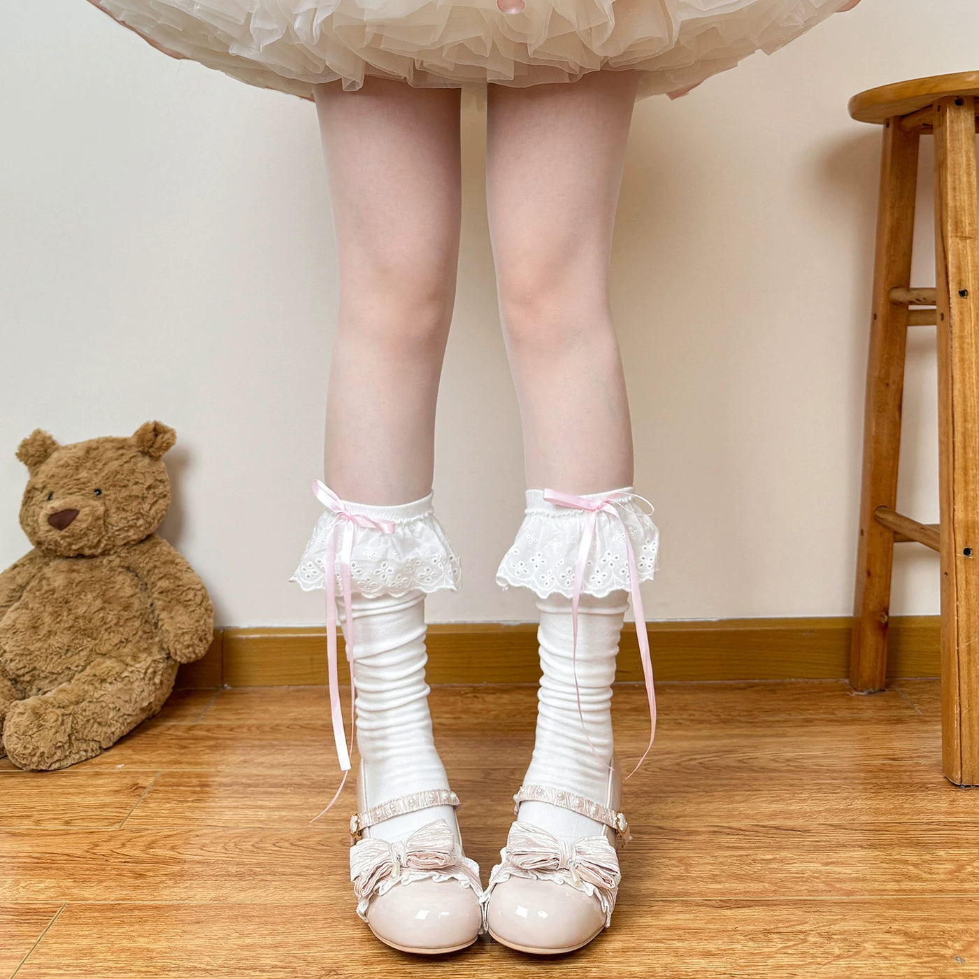 Chubby Bear Tales - Cream Ballet - Slouchy Calf Socks with Lace Cuffs and Bows