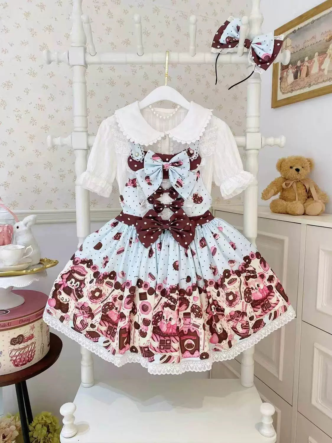 Sweetheart Dream Machine - Doll Collar Inner - White Blouse with a Peter Pan Collar