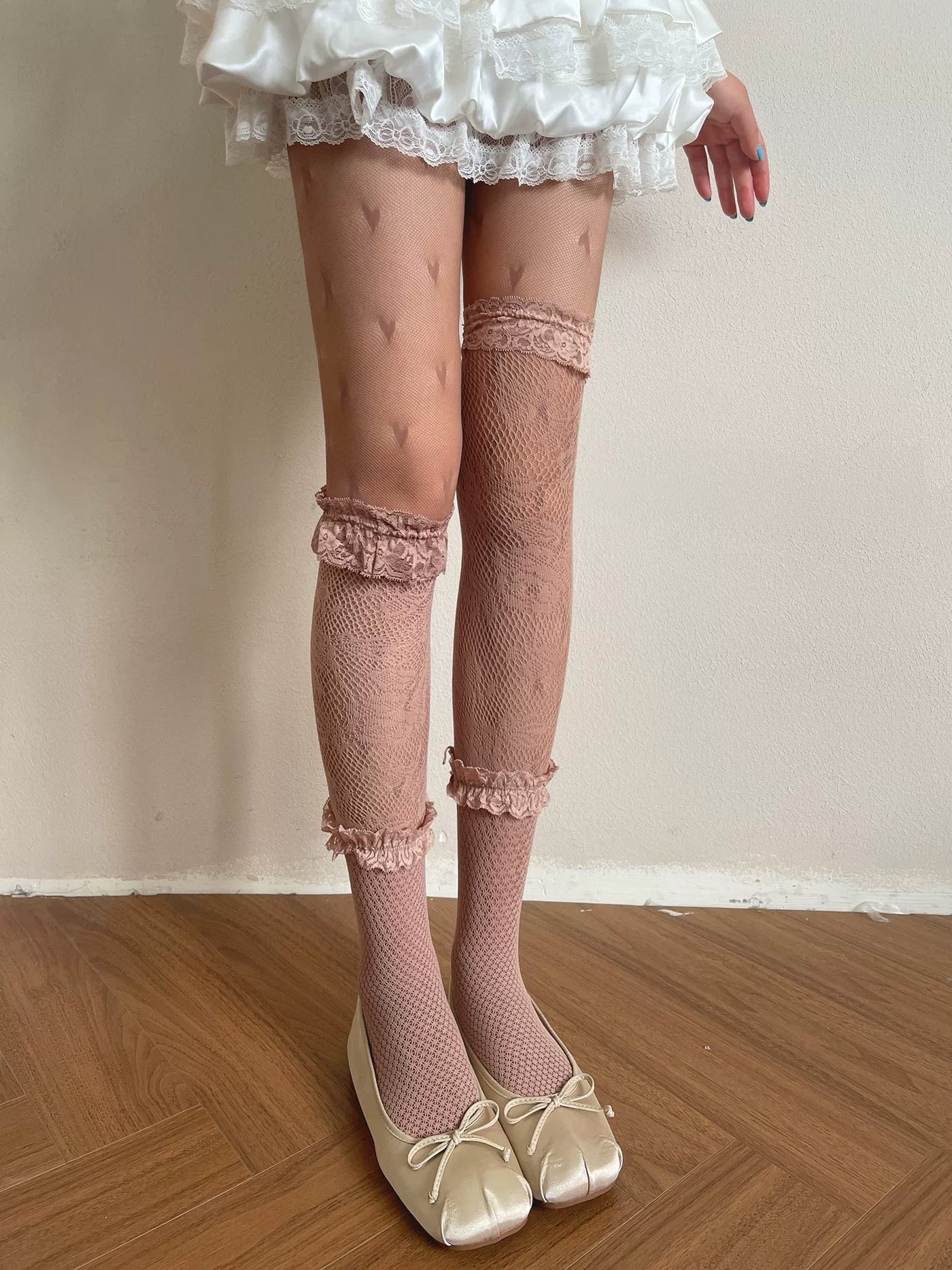 Sock Noble - Khaki Heart Lace - Khaki Pantyhose with Heart Motifs and Lace Panels