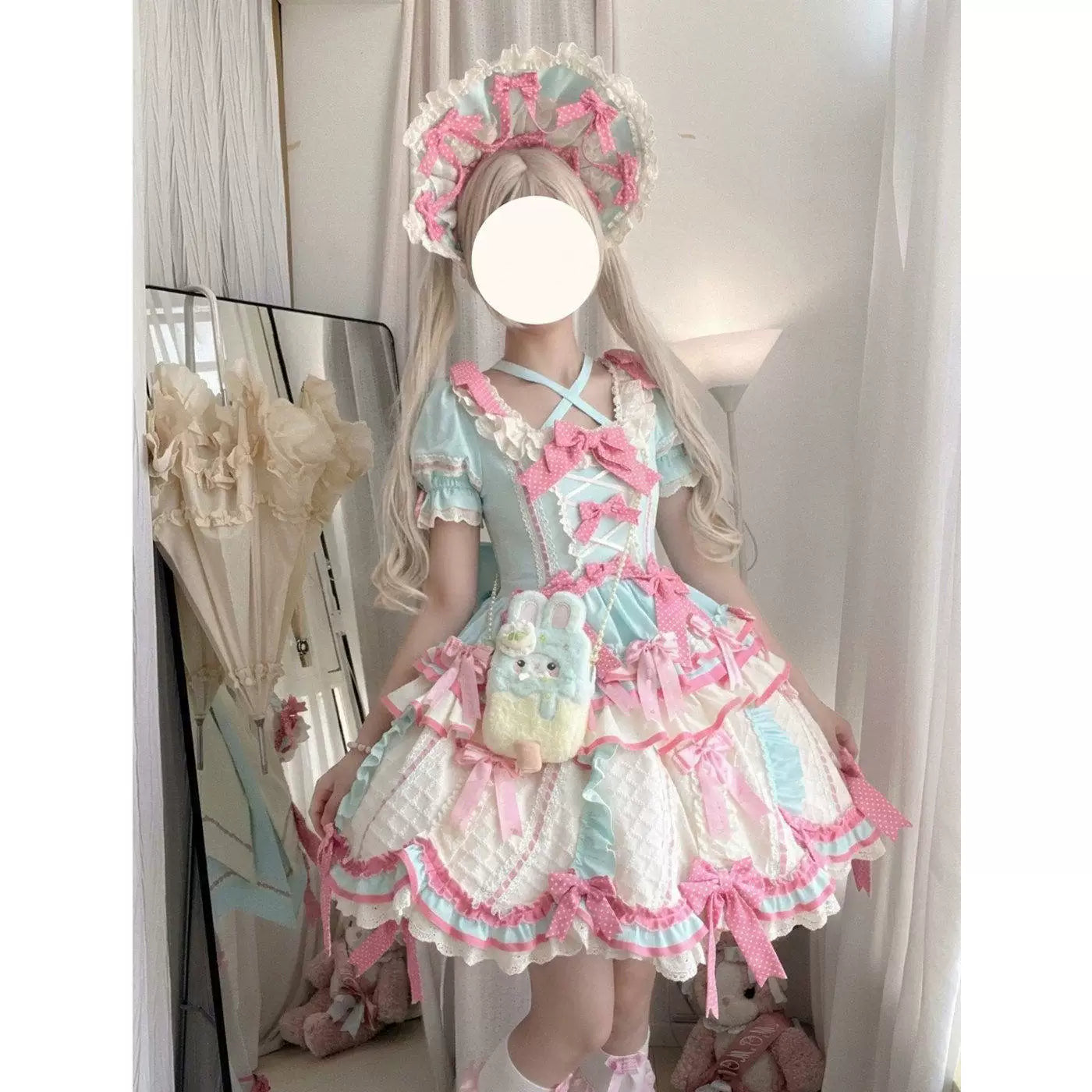 Creamy - Mint Ice Cream - OP Dress with a Train and Bow Details